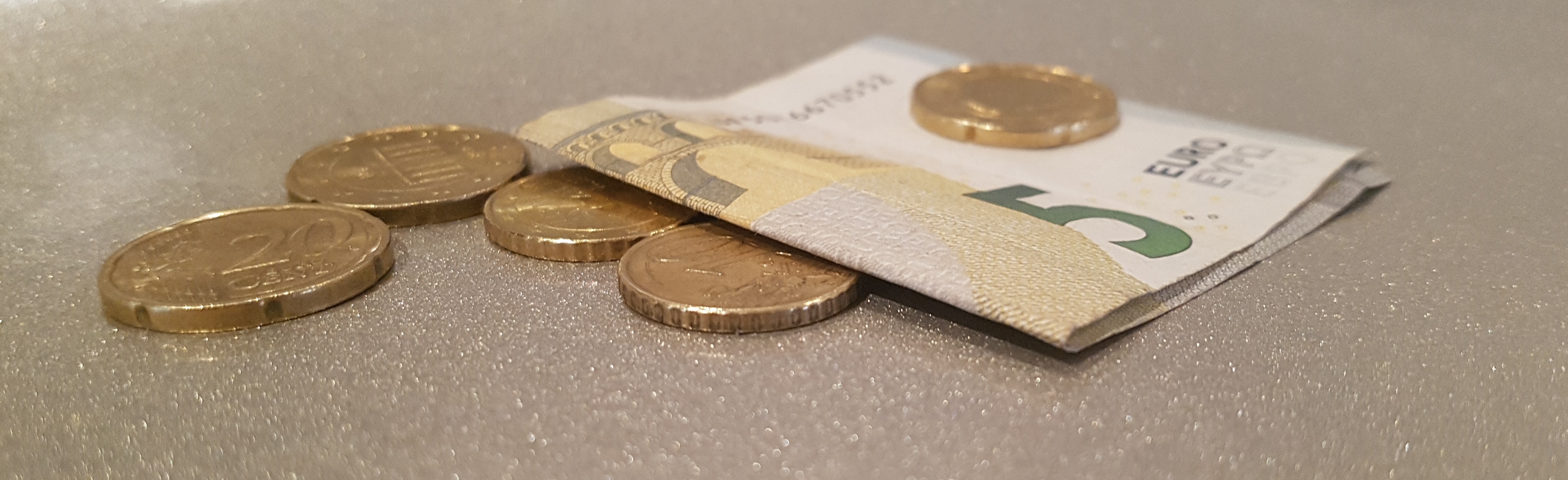 raha, eurod, töötav pensionär, arvamus, püha lehm